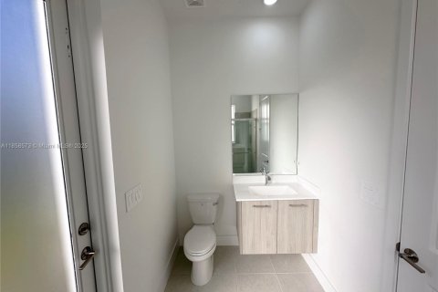 Casa en venta en Davie, Florida, 5 dormitorios, 361.2 m2 № 1882106 - foto 13