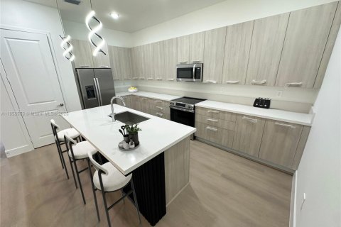 Casa en venta en Davie, Florida, 5 dormitorios, 361.2 m2 № 1882106 - foto 7