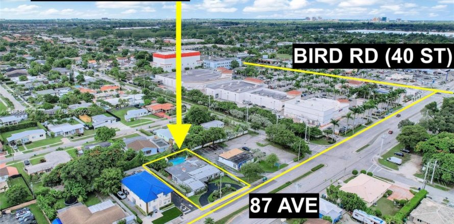 Casa en Miami, Florida 4 dormitorios, 272.02 m2 № 1892378
