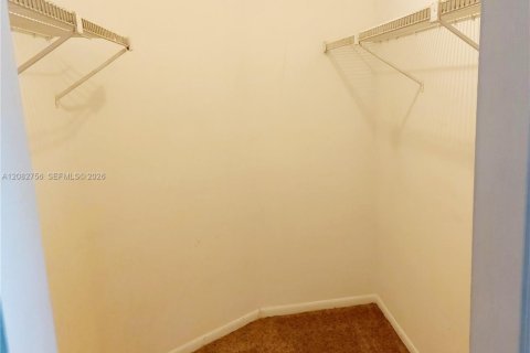 Copropriété à louer à Coconut Creek, Floride: 1 chambre, 67.82 m2 № 2348603 - photo 9