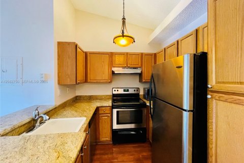 Copropriété à louer à Coconut Creek, Floride: 1 chambre, 67.82 m2 № 2348603 - photo 26