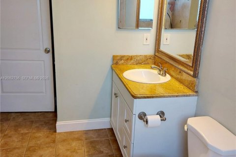 Copropriété à louer à Coconut Creek, Floride: 1 chambre, 67.82 m2 № 2348603 - photo 12