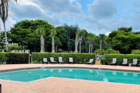 Copropriété à louer à Coconut Creek, Floride: 1 chambre, 67.82 m2 № 2348603 - photo 13