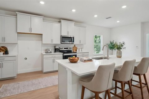 Villa ou maison à vendre à Ocala, Floride: 4 chambres, 220.36 m2 № 2218286 - photo 4