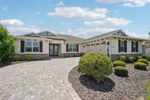 House in Ocala, Florida 3 bedrooms, 246.93 sq.m. № 2216941