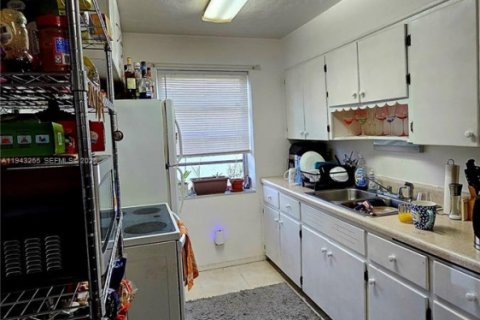 Propiedad comercial en venta en Davie, Florida, 161.93 m2 № 2000995 - foto 5