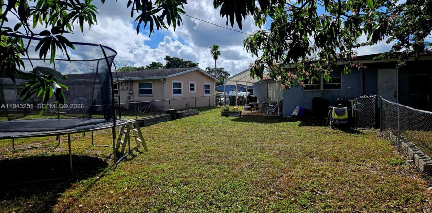 Propiedad comercial en Davie, Florida 161.93 m2 № 2000995