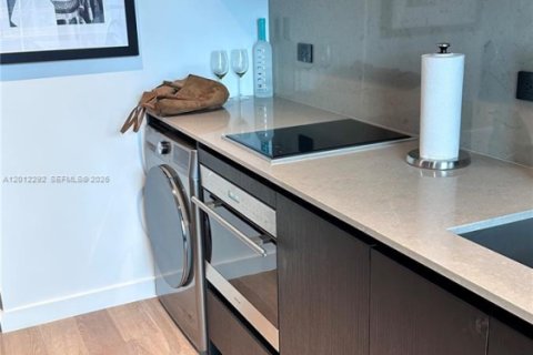 Condo in Miami, Florida № 2154580 - photo 16