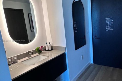 Condo in Miami, Florida № 2154580 - photo 3