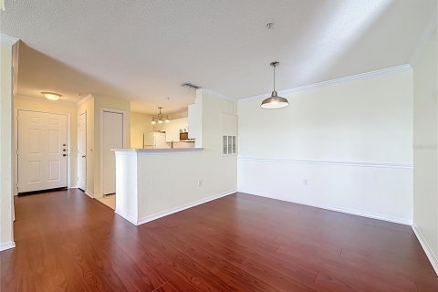 Condo in Tampa, Florida, 2 bedrooms № 2157487 - photo 7