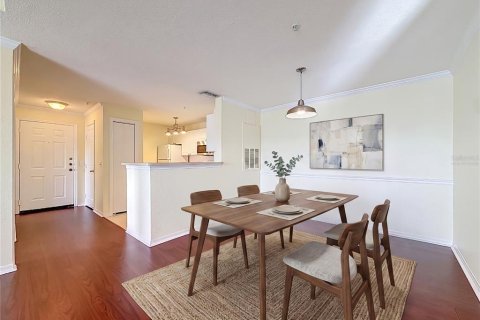 Condo in Tampa, Florida, 2 bedrooms № 2157487 - photo 6