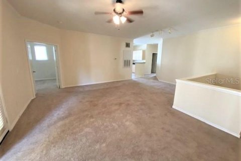 Condo in Celebration, Florida, 2 bedrooms  № 1521108 - photo 18
