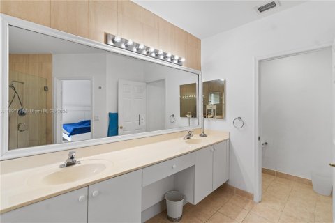 Touwnhouse à louer à Aventura, Floride: 4 chambres, 199.74 m2 № 1966255 - photo 15