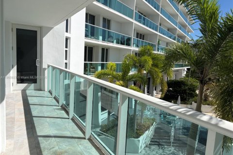 Condo in Sunny Isles Beach, Florida, 2 bedrooms  № 1957036 - photo 4