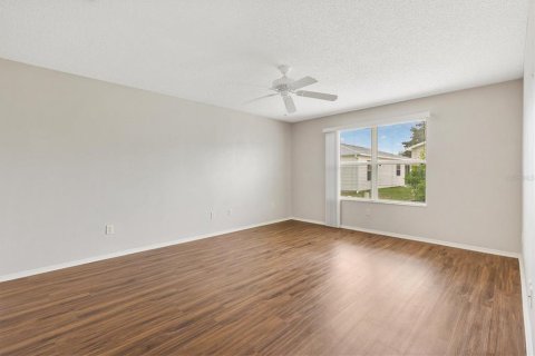 Casa en venta en The Villages, Florida, 1 dormitorio, 92.07 m2 № 1772129 - foto 17