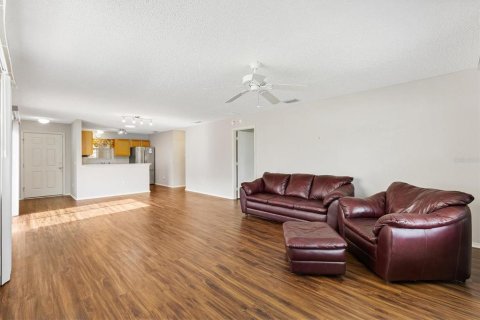 Casa en venta en The Villages, Florida, 1 dormitorio, 92.07 m2 № 1772129 - foto 15