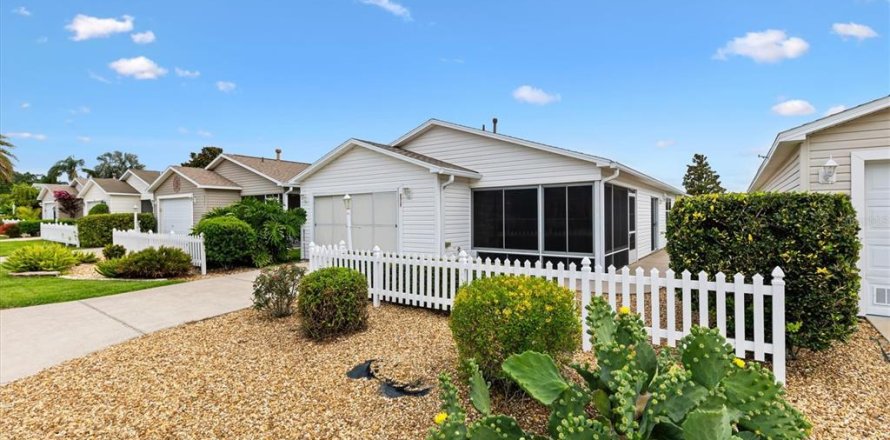 Casa en The Villages, Florida 1 dormitorio, 92.07 m2 № 1772129