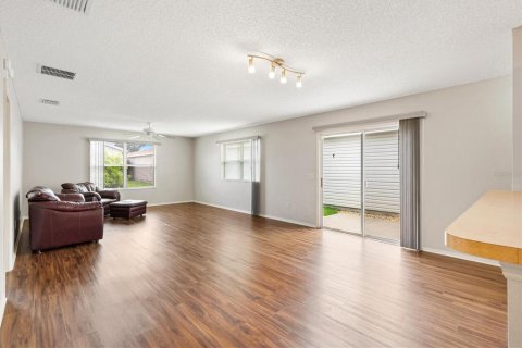 Casa en venta en The Villages, Florida, 1 dormitorio, 92.07 m2 № 1772129 - foto 11