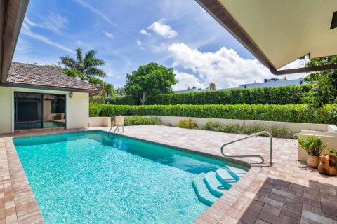House in Palm Beach, Florida 3 bedrooms, 282.24 sq.m. № 2158424 - photo 21