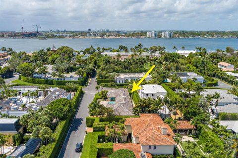 House in Palm Beach, Florida 3 bedrooms, 282.24 sq.m. № 2158424 - photo 4