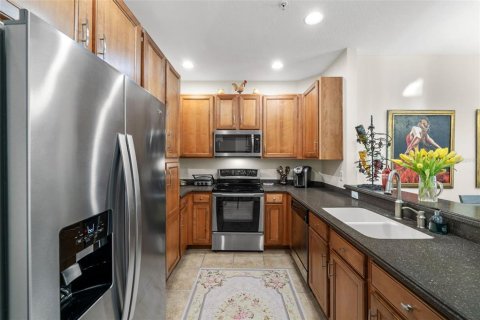 Condo in Sarasota, Florida, 3 bedrooms  № 1734774 - photo 10