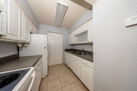 Condominio en venta en Casselberry, Florida, 1 dormitorio, 59.92 m2 № 1767894 - foto 14