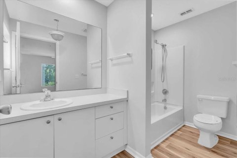 Condominio en alquiler en Sarasota, Florida, 2 dormitorios, 123.93 m2 № 1909303 - foto 13