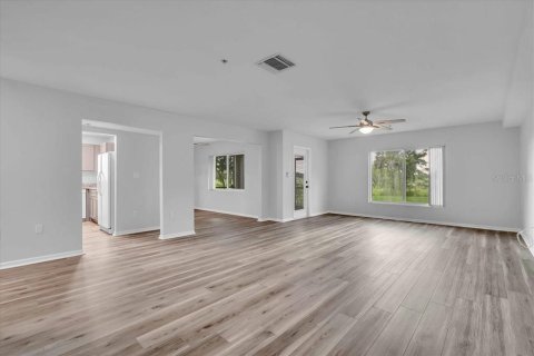 Condominio en alquiler en Sarasota, Florida, 2 dormitorios, 123.93 m2 № 1909303 - foto 2