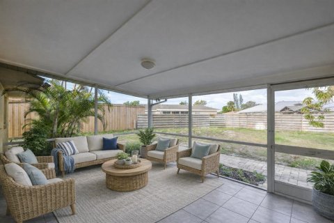Villa ou maison à vendre à Bradenton, Floride: 3 chambres, 126.16 m2 № 2096427 - photo 3