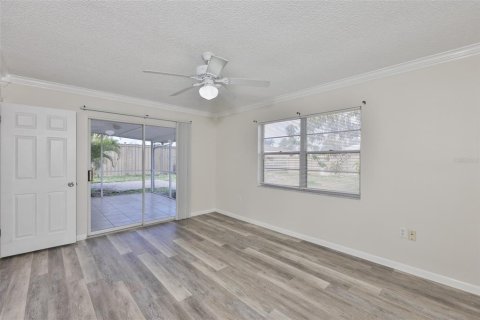 Villa ou maison à vendre à Bradenton, Floride: 3 chambres, 126.16 m2 № 2096427 - photo 14