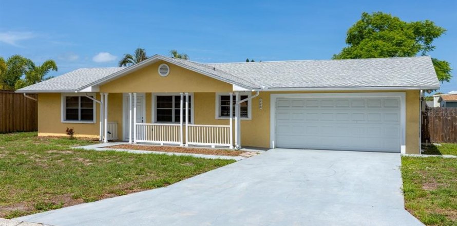 Villa ou maison à Bradenton, Floride 3 chambres, 126.16 m2 № 2096427