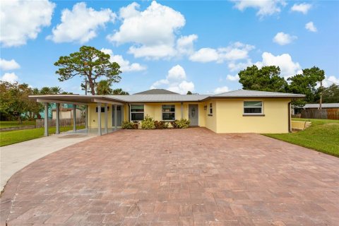 House in Sarasota, Florida 3 bedrooms, 141.58 sq.m. № 426613 - photo 1