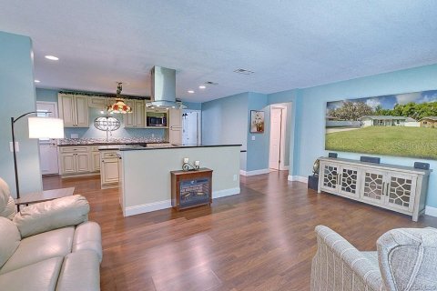 Купить виллу или дом в Инвернесс, Флорида 9 комнат, 148.64м2, № 1886465 - фото 8