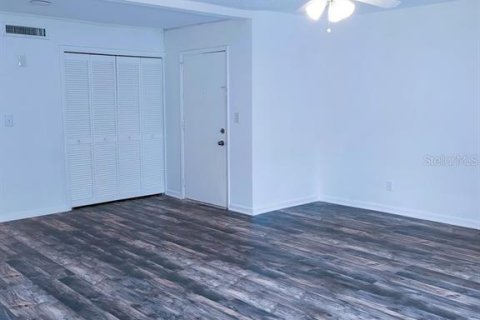 Condo in Clearwater, Florida, 2 bedrooms  № 1901347 - photo 11