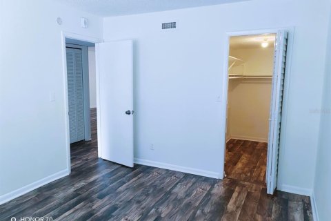 Condo in Clearwater, Florida, 2 bedrooms  № 1901347 - photo 15