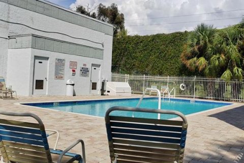 Condo in Clearwater, Florida, 2 bedrooms  № 1901347 - photo 23