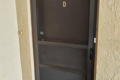 Condo in Clearwater, Florida, 2 bedrooms  № 1901347 - photo 3