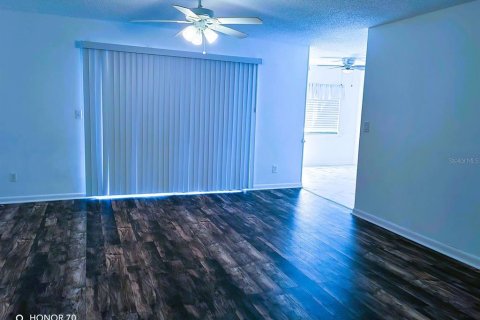 Condo in Clearwater, Florida, 2 bedrooms  № 1901347 - photo 6