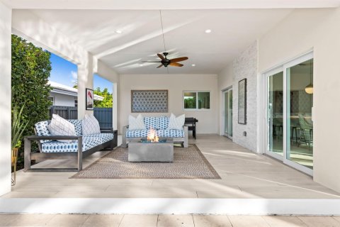 House in Fort Lauderdale, Florida 4 bedrooms, 218.97 sq.m. № 2082711 - photo 14