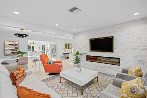 House in Fort Lauderdale, Florida 4 bedrooms, 218.97 sq.m. № 2082711 - photo 11