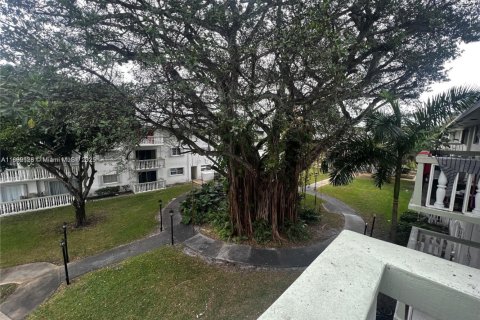 Купить кондоминиум в Майами, Флорида 1 спальня, 68.75м2, № 1981968 - фото 5