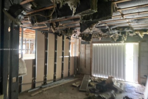 Купить кондоминиум в Майами, Флорида 1 спальня, 68.75м2, № 1981968 - фото 6