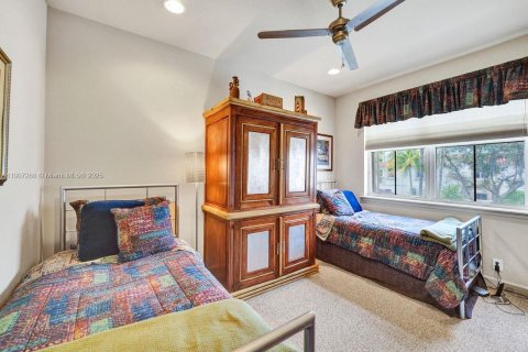 Townhouse in Hollywood, Florida 3 bedrooms, 197.51 sq.m. № 2013132 - photo 30