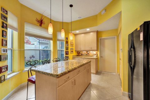 Townhouse in Hollywood, Florida 3 bedrooms, 197.51 sq.m. № 2013132 - photo 17