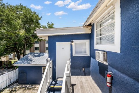 Appartement à louer à Tampa, Floride: 2 chambres, 69.68 m2 № 2104773 - photo 2