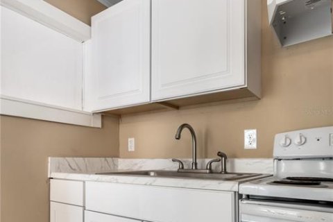 Appartement à louer à Tampa, Floride: 2 chambres, 69.68 m2 № 2104773 - photo 7