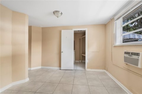Appartement à louer à Tampa, Floride: 2 chambres, 69.68 m2 № 2104773 - photo 13