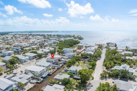 House in Key Largo, Florida 4 bedrooms, 206.52 sq.m. № 1936244 - photo 3