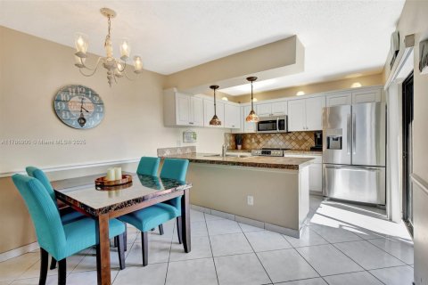 Adosado en venta en Davie, Florida, 3 dormitorios, 153.66 m2 № 1728856 - foto 21