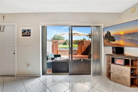 Adosado en venta en Davie, Florida, 3 dormitorios, 153.66 m2 № 1728856 - foto 18